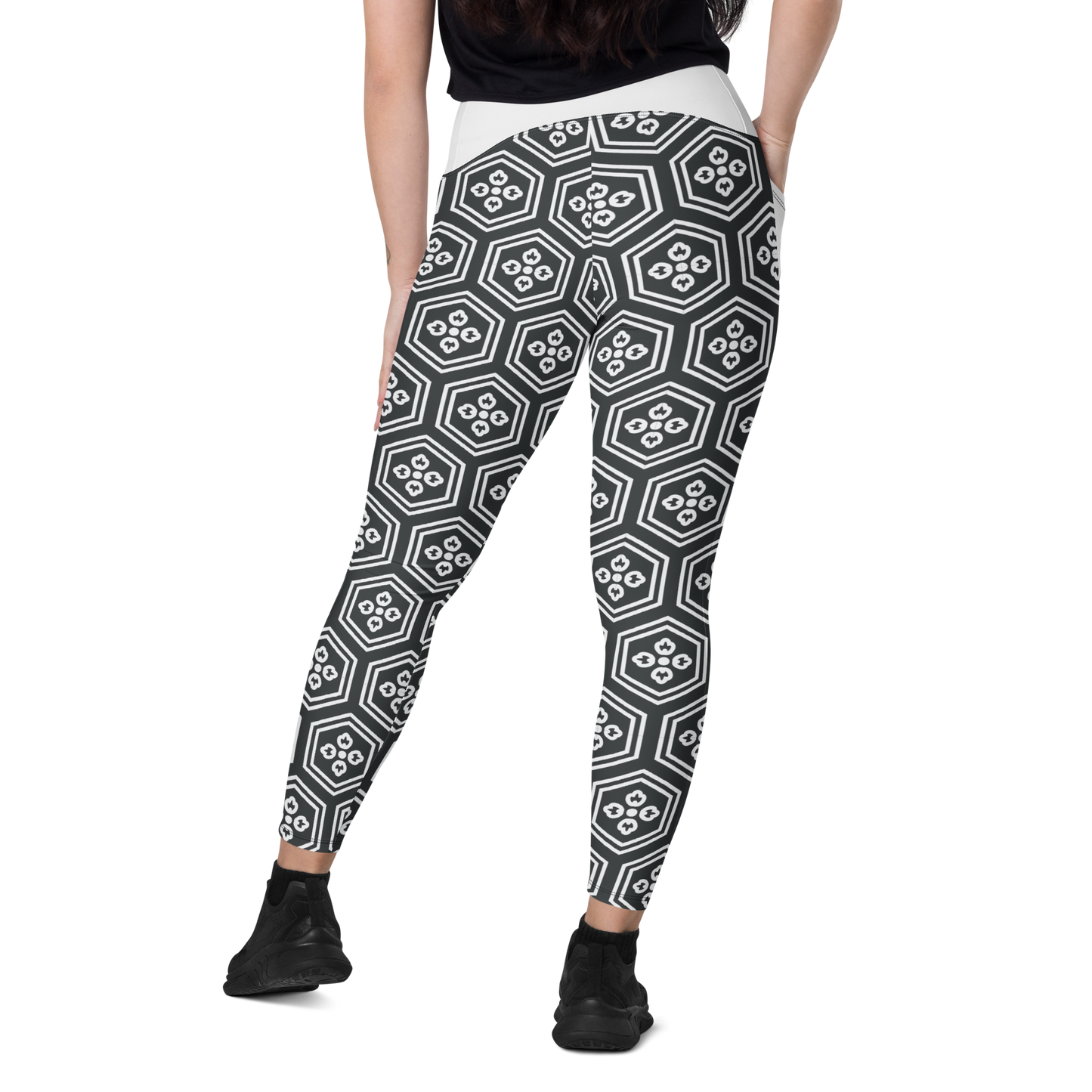 White Kikkou Leggings with pockets - Oni Threads