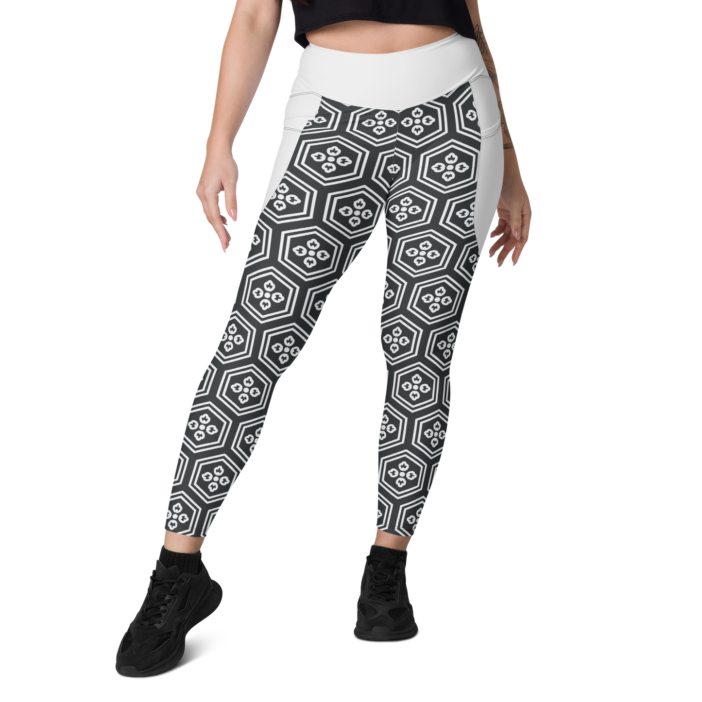 White Kikkou Leggings with pockets - Oni Threads