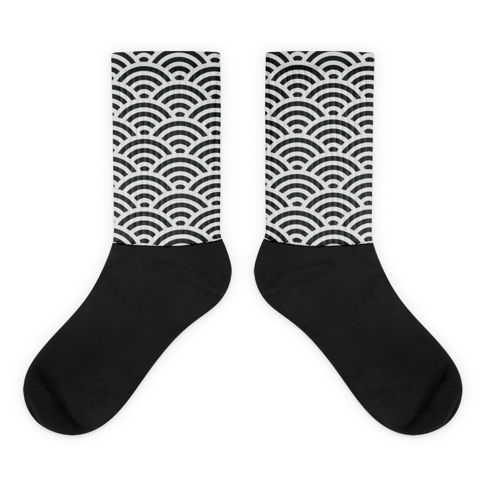 White Seigaiha Socks - Oni Threads